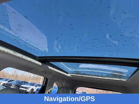 Used 2023 Kia Sorento SX image 17