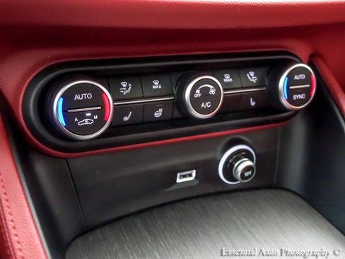 Used 2021 Alfa Romeo Stelvio Ti w/ Active Assist 2 Package TI image 23