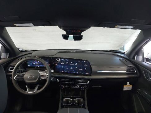 New 2026 Chevrolet Traverse LT image 5