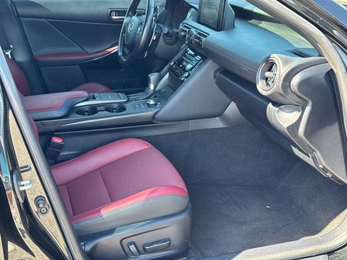 Used 2024 Lexus IS 350 F Sport RWD image 13