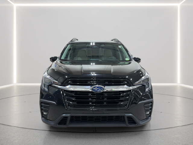 Used 2023 Subaru Ascent Limited AWD/4WD image 9