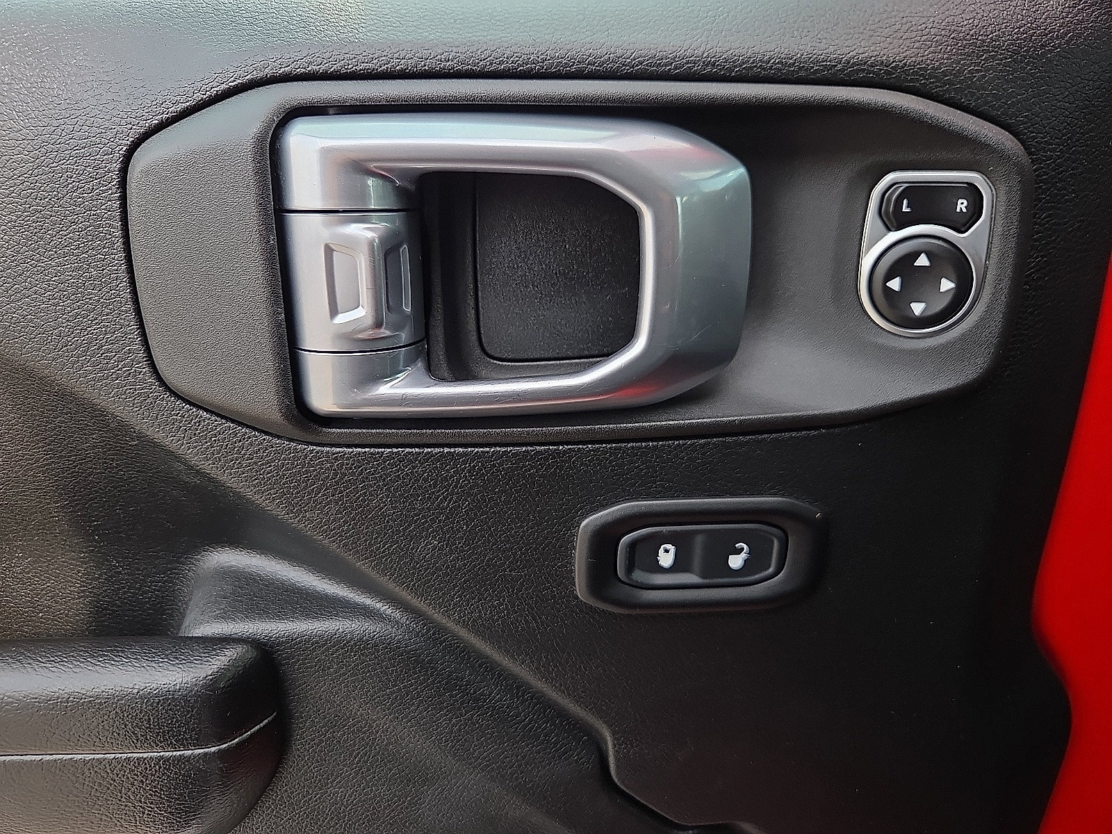 Used 2021 Jeep Wrangler Unlimited Sport AWD/4WD image 13