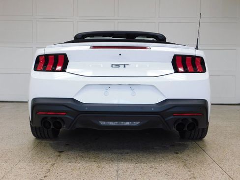 Used 2025 Ford Mustang GT Premium RWD image 11
