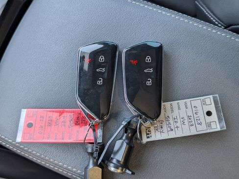 Used 2023 Volkswagen ID.4 Pro S image 39