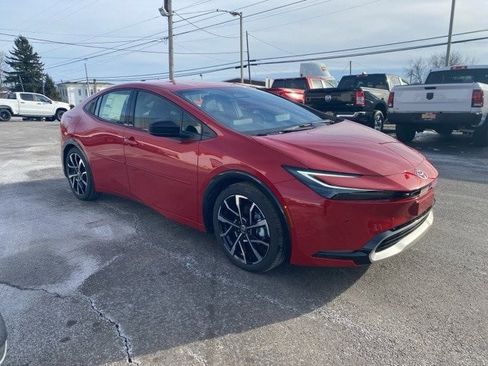 New 2026 Toyota Prius XSE image 8