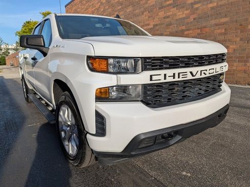 Used 2022 Chevrolet Silverado 1500 Custom AWD/4WD image 32