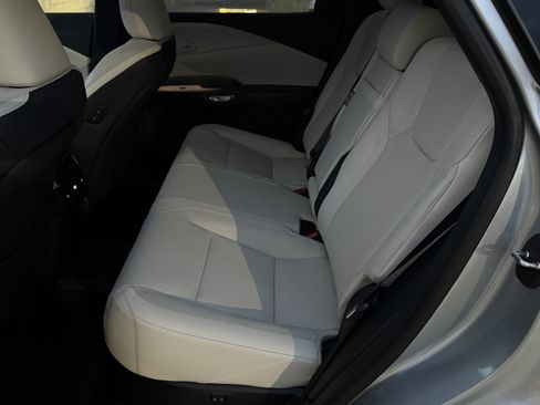 New 2026 Lexus RX 450h AWD image 28