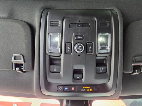 Used 2021 Chevrolet Tahoe RST w/ Luxury Package image 33