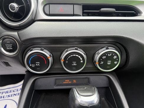 Used 2020 FIAT 124 Spider Classica w/ Technology Group image 17