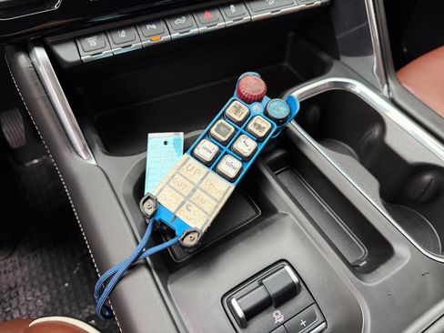 Used 2024 GMC Sierra 3500 Denali Ultimate image 25