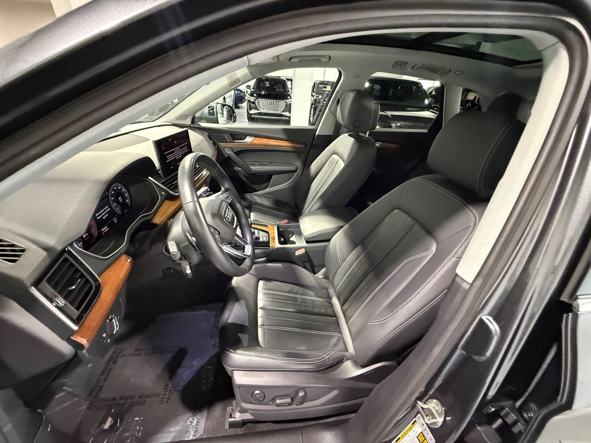 Used 2023 Audi Q5 2.0T Premium Plus w/ Premium Plus Package AWD/4WD image 28