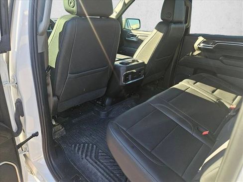 Used 2024 Chevrolet Silverado 1500 LTZ image 8