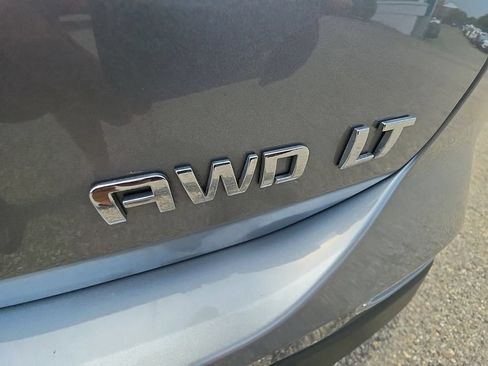 Used 2023 Chevrolet Equinox LT AWD/4WD image 41