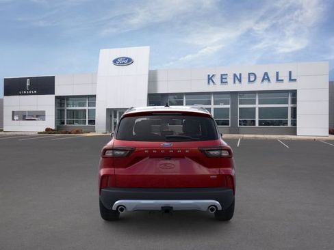 Used 2025 Ford Escape SE w/ Class II Trailer Tow Package FWD image 5