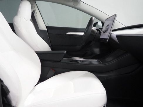Used 2023 Tesla Model 3 RWD image 16