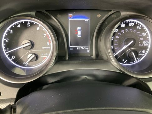 Used 2023 Toyota Camry SE image 16