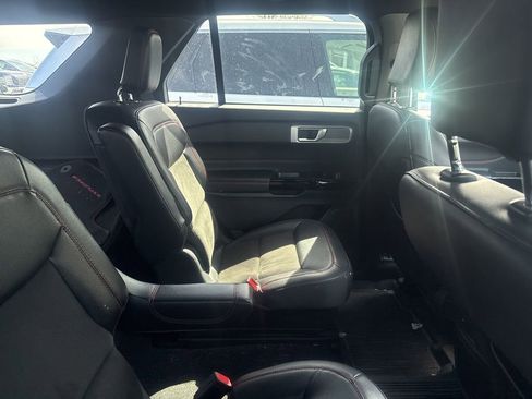 Used 2023 Ford Explorer ST-Line image 11