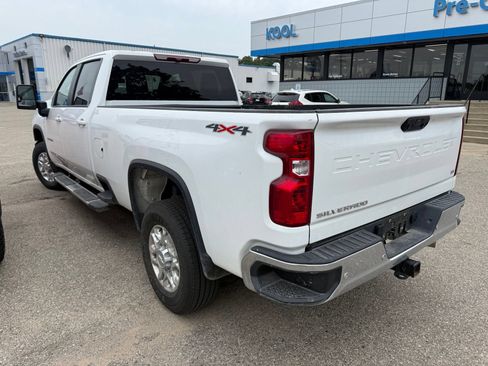 Used 2025 Chevrolet Silverado 3500 LT w/ Safety Package AWD/4WD image 4