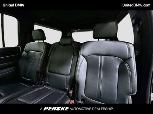 Used 2023 Jeep Wagoneer 4WD w/ Premium Group I image 13