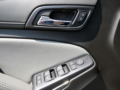 Used 2020 Chevrolet Tahoe LT AWD/4WD image 9