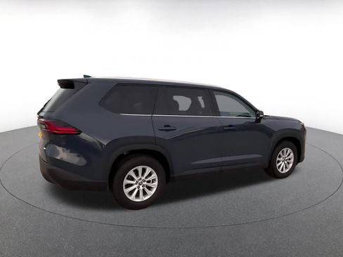 Used 2025 Toyota Grand Highlander FWD image 14