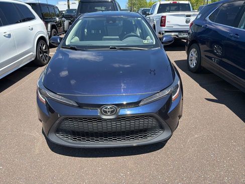 Used 2021 Toyota Corolla LE FWD image 5