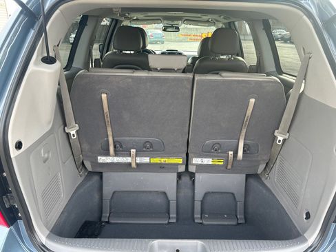Used 2012 Kia Sedona EX w/ Luxury Pkg image 13
