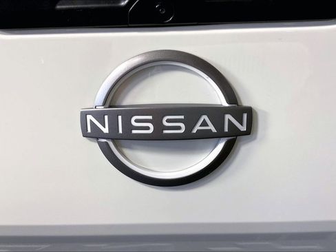 Certified 2025 Nissan Frontier SV w/ SV Convenience Package image 42