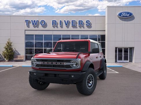 New 2026 Ford Bronco Outer Banks w/ Sasquatch Package AWD/4WD image 2