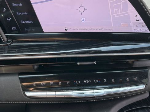 Used 2021 Cadillac Escalade ESV Sport w/ Driver Assist Tech Package AWD/4WD image 6