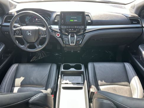 Used 2023 Honda Odyssey Touring image 10