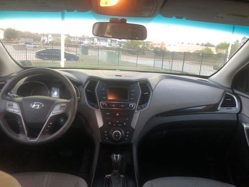 Used 2017 Hyundai Santa Fe Sport image 39