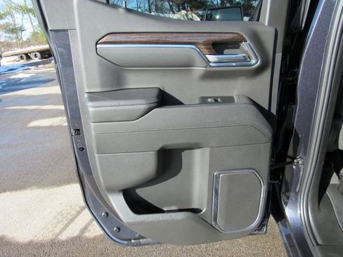 Used 2023 GMC Sierra 1500 Elevation image 22