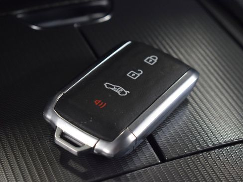 Certified 2024 Maserati Grecale GT image 41