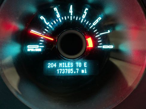 Used 2013 Ford Mustang Coupe image 26