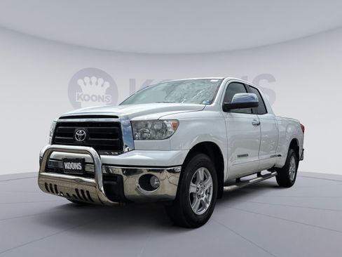Used 2013 Toyota Tundra 2WD Double Cab w/ Tow Pkg image 1