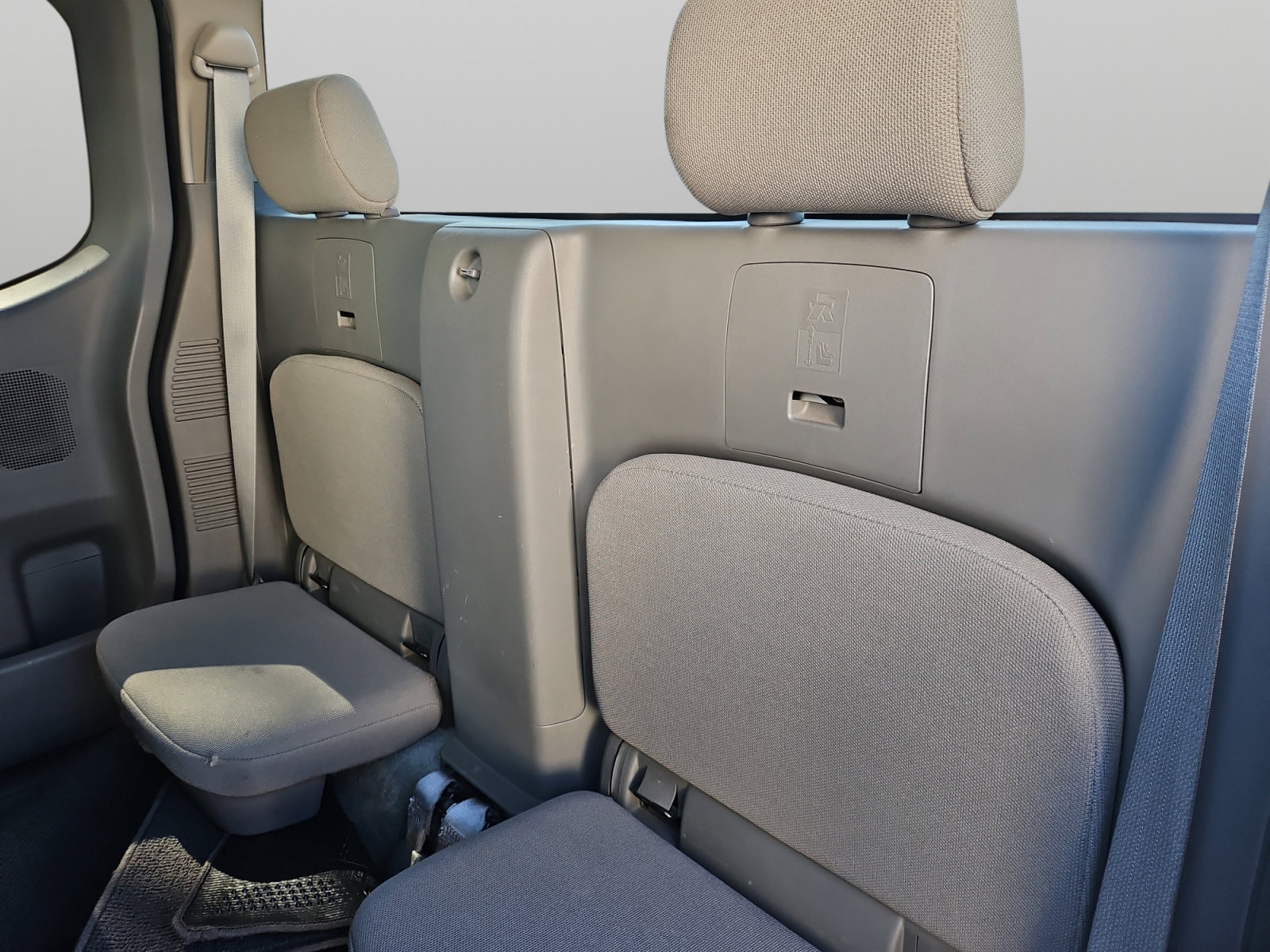 Used 2016 Nissan Frontier S w/ S Preferred Package RWD image 41