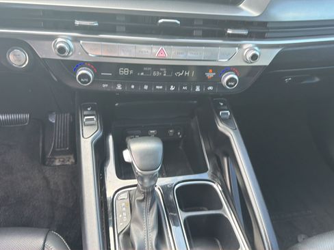 Used 2024 Kia Telluride S w/ S Sunroof Package AWD/4WD image 17