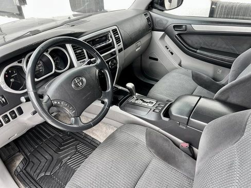 Used 2005 Toyota 4Runner Sport image 7