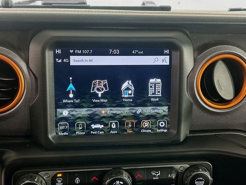 Used 2022 Jeep Gladiator Mojave w/ LED Lighting Group AWD/4WD image 13