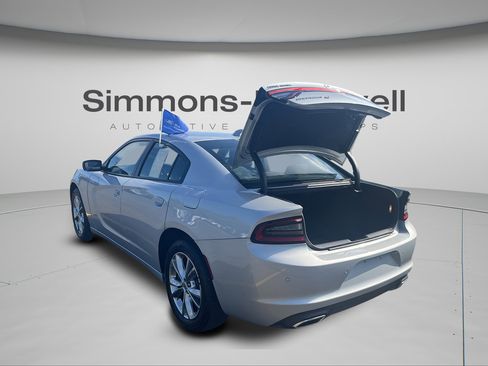 Used 2022 Dodge Charger SXT w/ Cold Weather Package AWD/4WD image 9