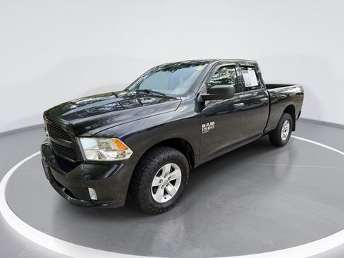 Used 2019 RAM 1500 Express AWD/4WD image 1