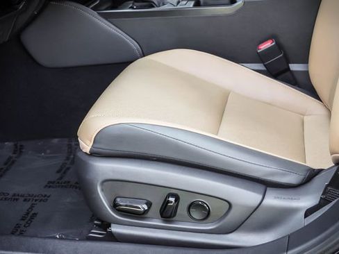 Used 2022 Lexus ES 350 w/ Premium Package FWD image 11