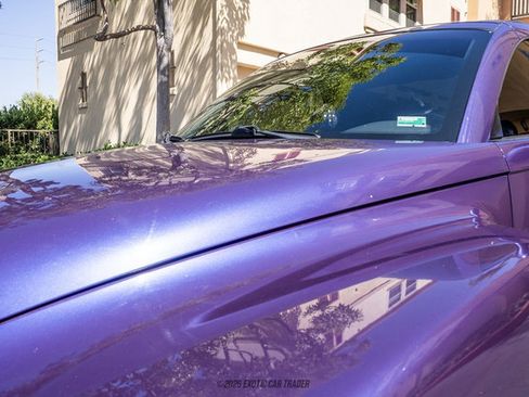 Used 2004 Chevrolet SSR w/ Preferred Equipment Group RWD image 59