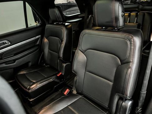 Used 2017 Ford Explorer Sport w/ Equipment Group 401A image 14