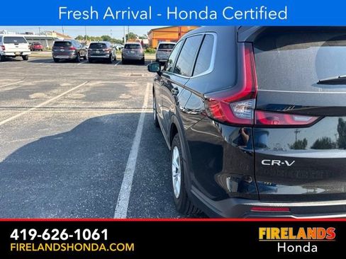 Used 2025 Honda CR-V LX image 4