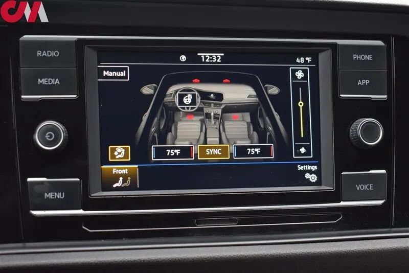 Used 2021 Volkswagen Jetta R-Line w/ R-Line Cold Weather Package FWD image 22