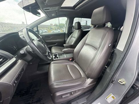 Used 2018 Honda Odyssey EX-L image 11