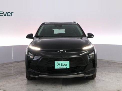Used 2022 Chevrolet Bolt EUV Premier w/ Sun & Sound Package image 3