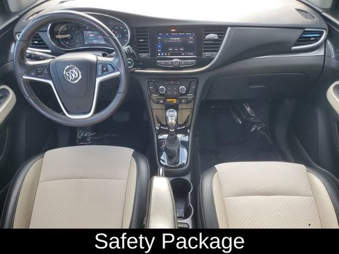 Used 2022 Buick Encore Preferred w/ Safety Package image 2